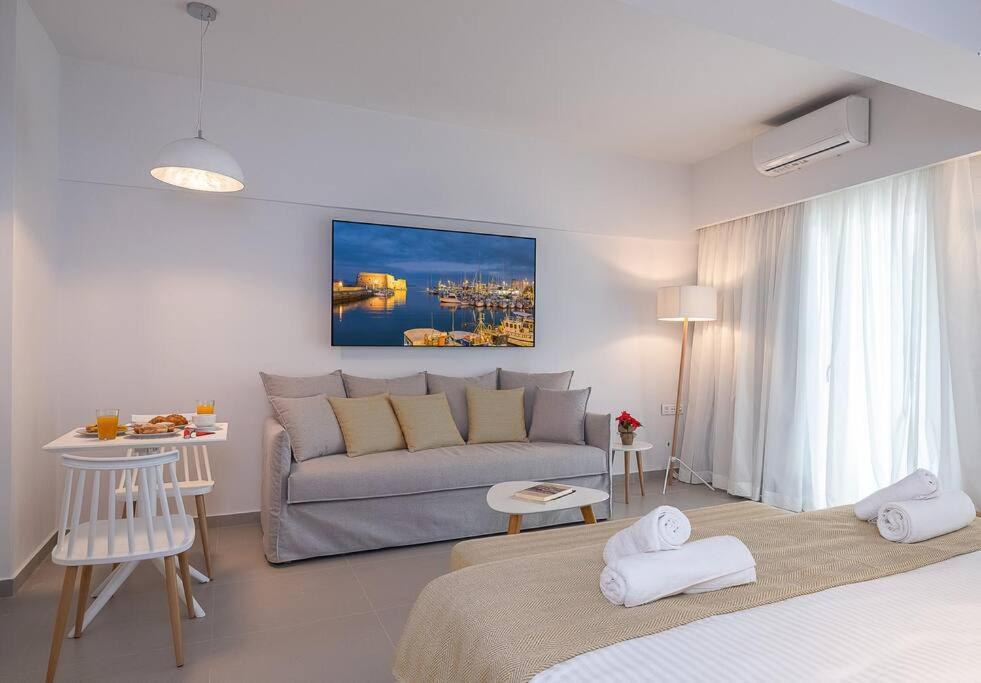 Electra Luxury Apartment At The Heraklion Center ภายนอก รูปภาพ